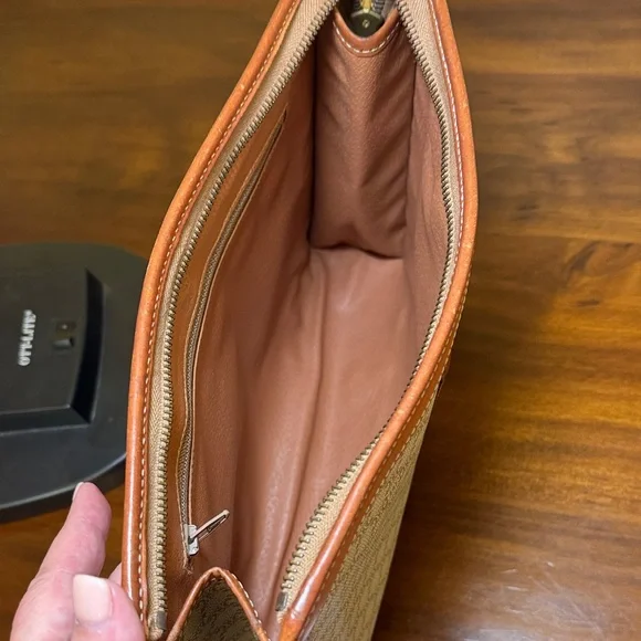 Celine Triumph Logo Clutch Leather Trim Vintage Beige & Brown Bag - Picture 5 of 16